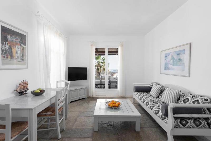 Acres Sunset Residence - image 42