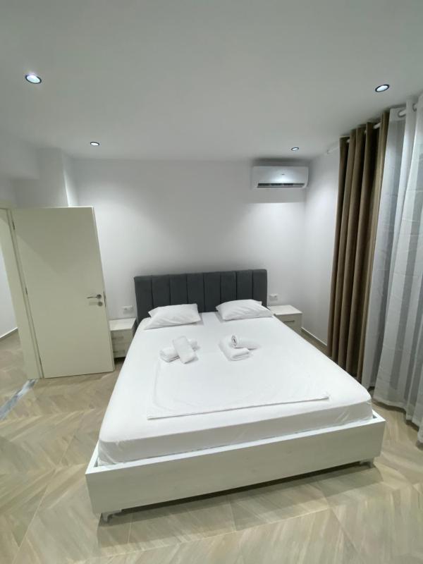 Deluxe Double Room with Castle View image 3