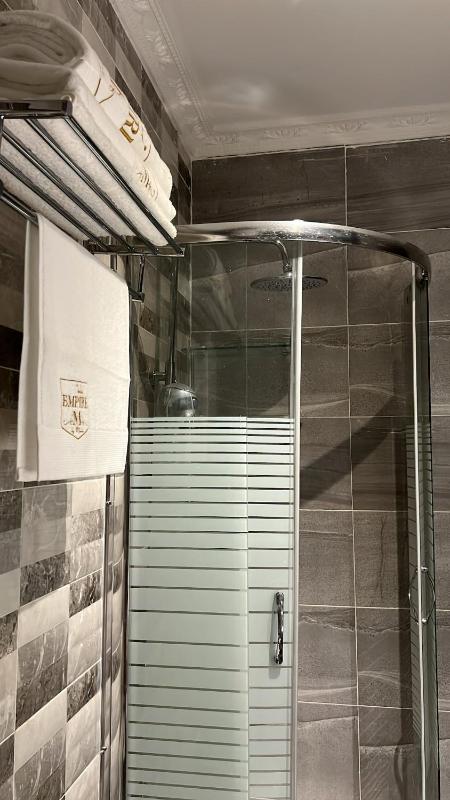 Empire M - image 11