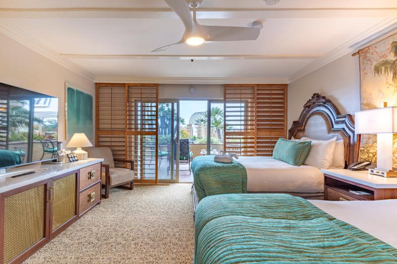 Partial Ocean View Standard Room image 2
