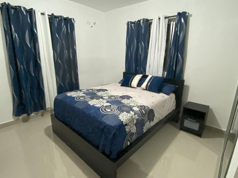 Cozy Tropical Getaway - image 18