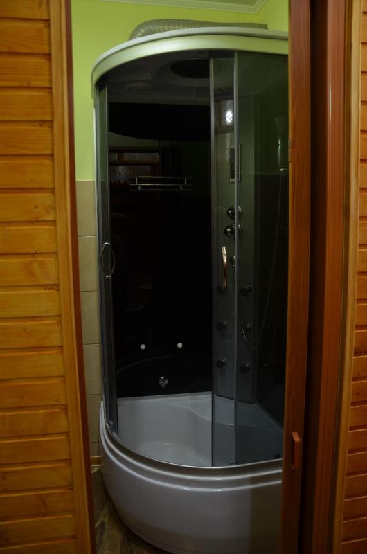 Quadruple Room image 3