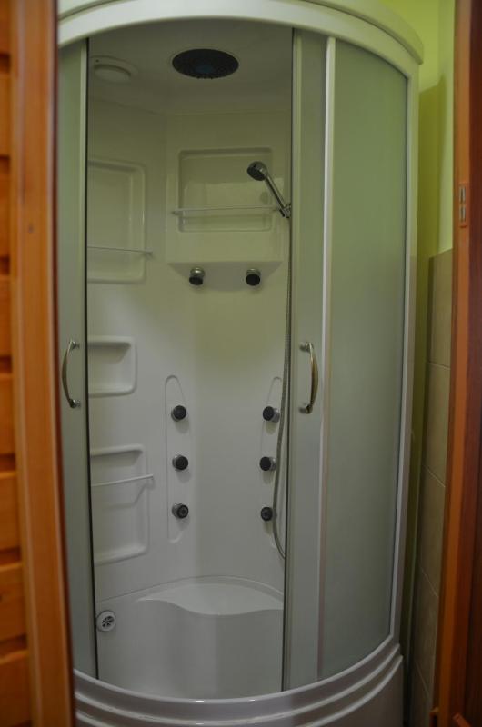Quadruple Room image 4