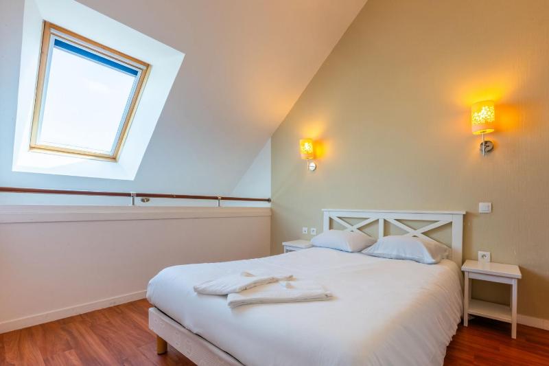 Two-Bedroom Apartment (6 Adults) image 4