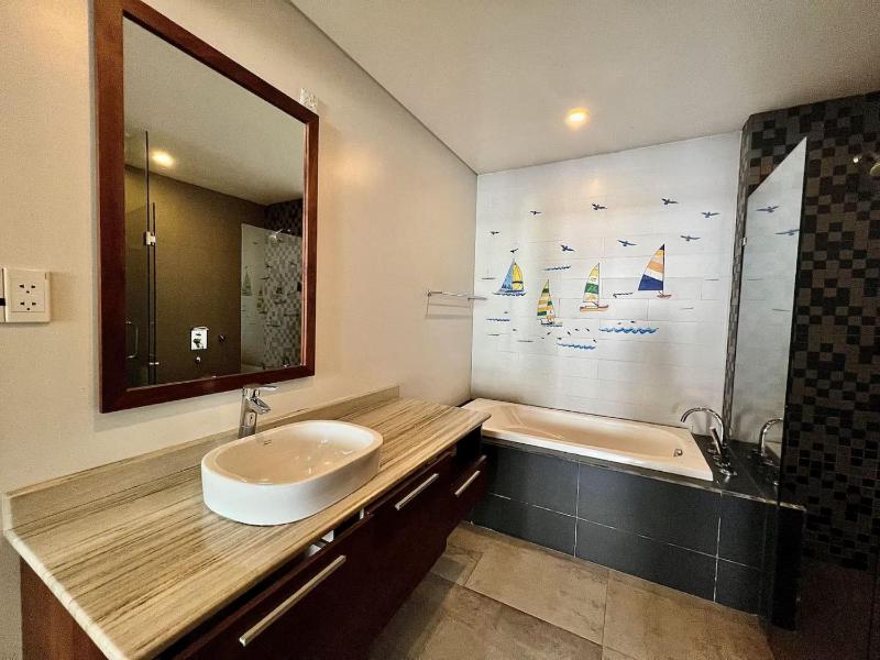 Minh' Villa With 5 Bedrooms and Private Pool - image 16