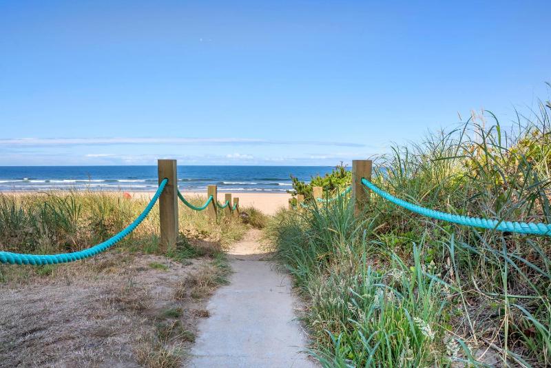 Lincoln Sands Oceanfront Resort an Ascend Collection Hotel - image 30
