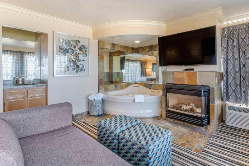 Lincoln Sands Oceanfront Resort an Ascend Collection Hotel - image 25