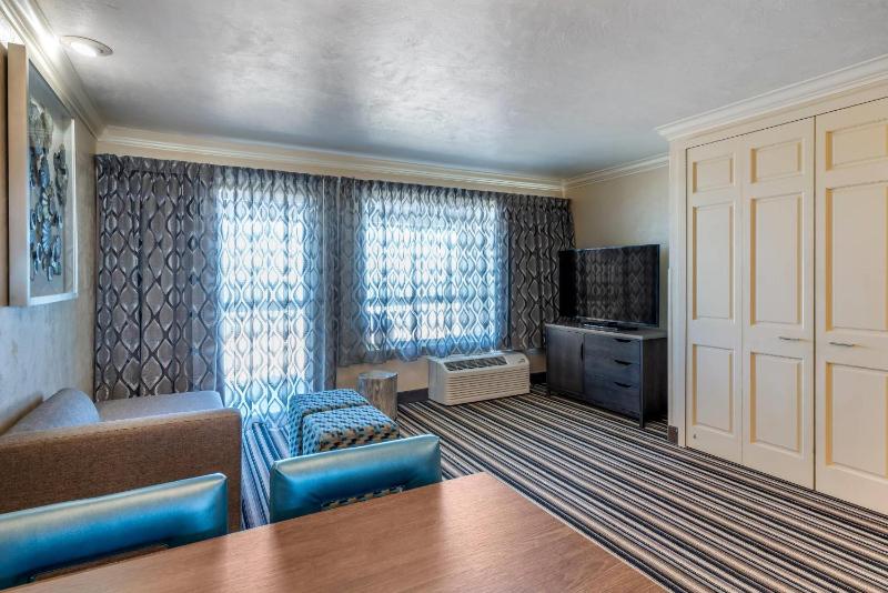 Lincoln Sands Oceanfront Resort an Ascend Collection Hotel - image 21