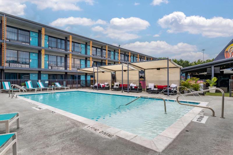 Heights House Hotel - Houston Heights Downtown an Ascend Collection Hotel - image 16