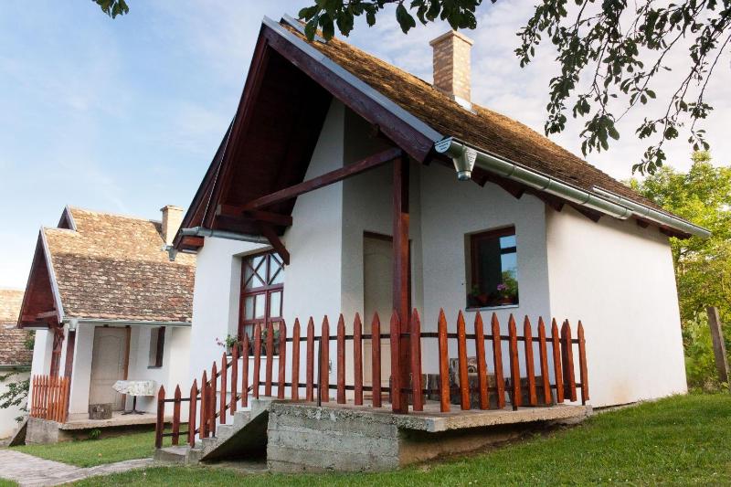 Holiday Home image 4