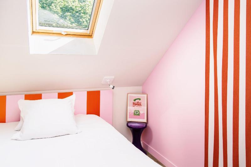 Small Single Room image 1