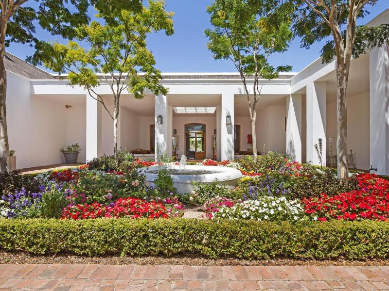 Winelands Golf Lodges 37 - image 5