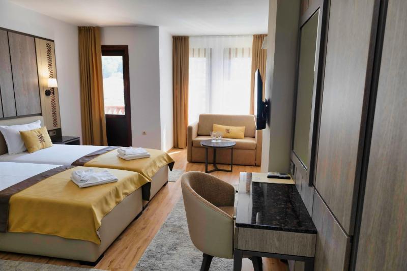 Triple Room image 2