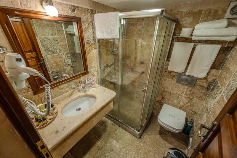 Deluxe Stone Double Room 103 image 3