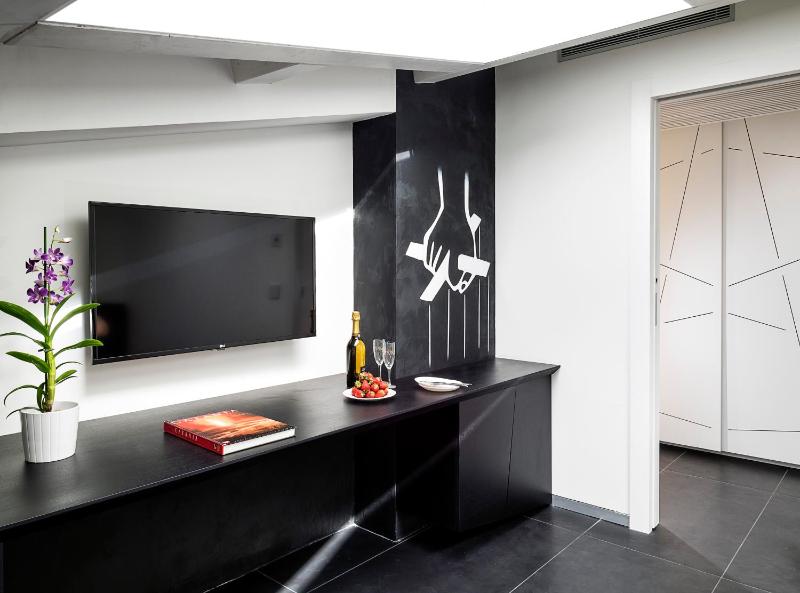Duomo Suites & Spa - image 4