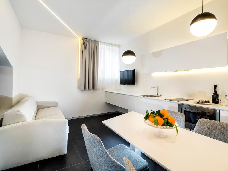Royal Suite image 3