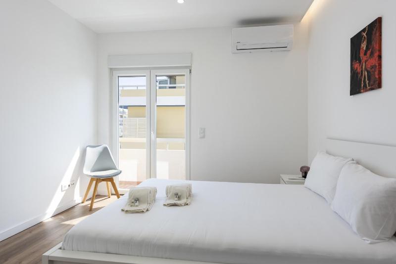 Garret - Faro Apartment by HD - image 7