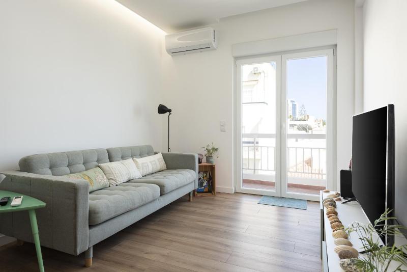 Garret - Faro Apartment by HD - image 14