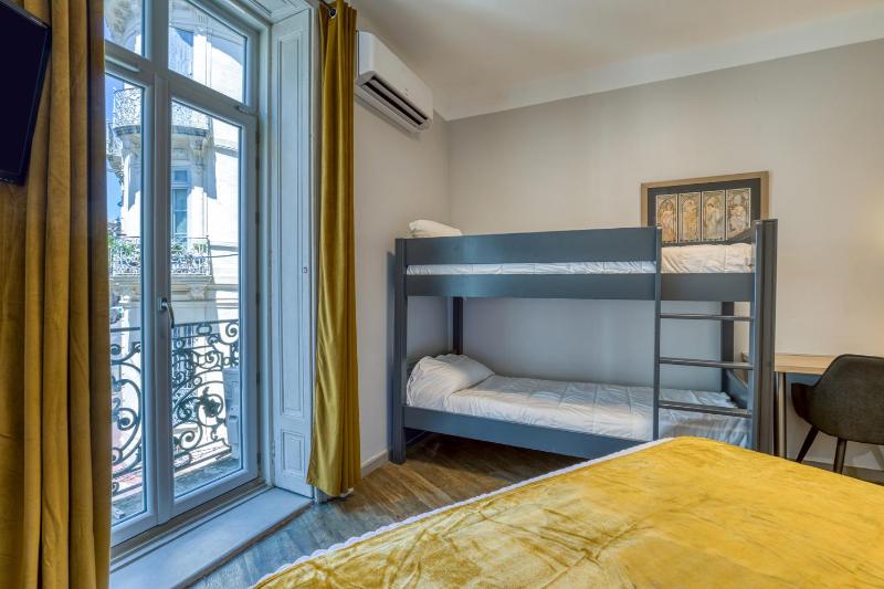 Quadruple Room image 3