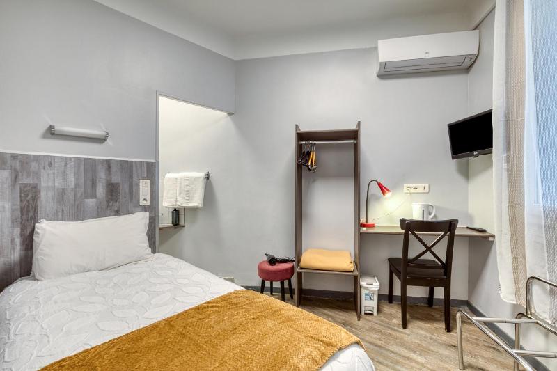 Economy Single Room image 4