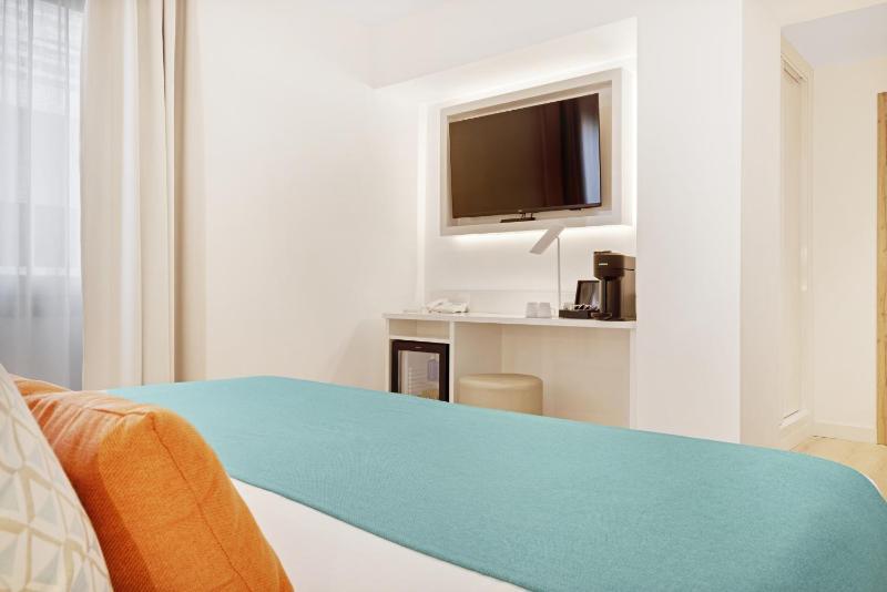 Junior Suite image 1