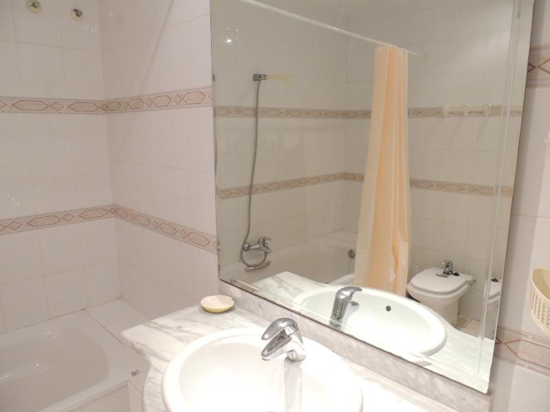 Cala Gonzalez Orange Costa - image 17