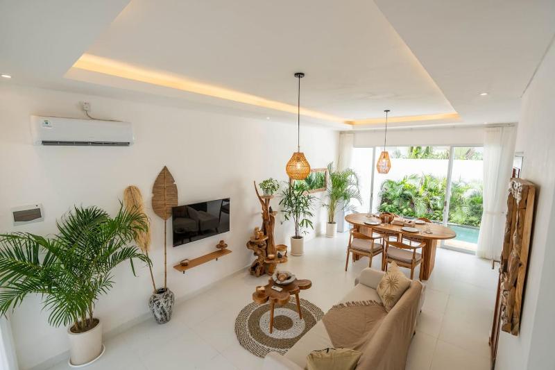Sunrise Bliss #6 Canggu 2BR Private Pool Villa By Bali Bliss Properties - image 2