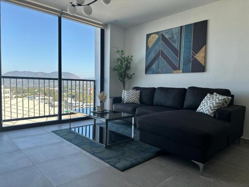 Modern Apartment in Downtown. A/C+ Wifi! - image 7