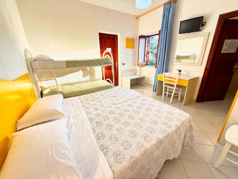 Hotel Villa Mena - image 22