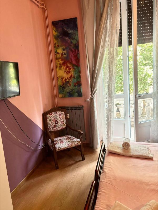 Double Room with Private External Bathroom image 4