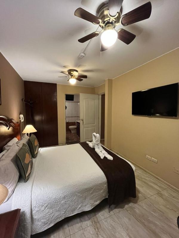 Solis Dies Hotel - image 6