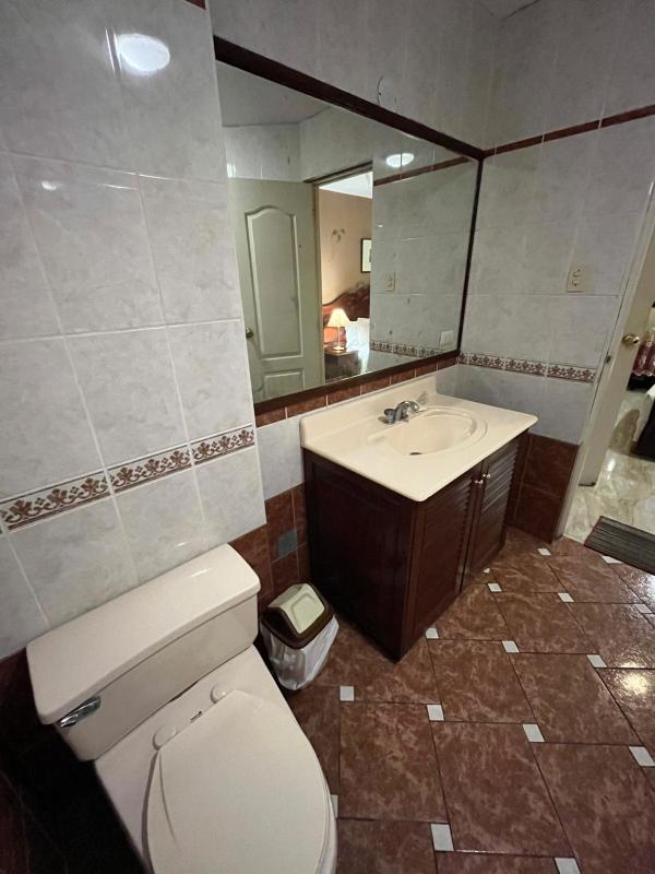 Solis Dies Hotel - image 12