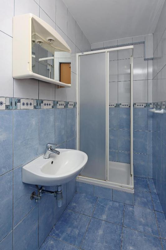 Apartments with WiFi Lopar Rab - 14804 - image 2