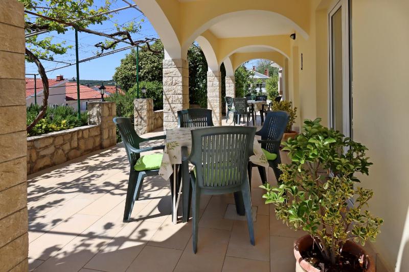 One-Bedroom Apartment with Terrace image 3