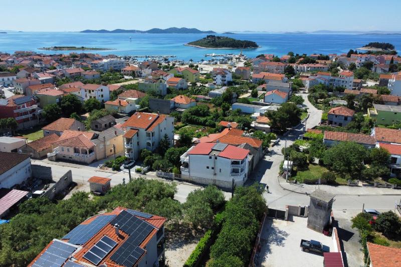 Apartments with parking space Pakostane Biograd - 22462 - image 9