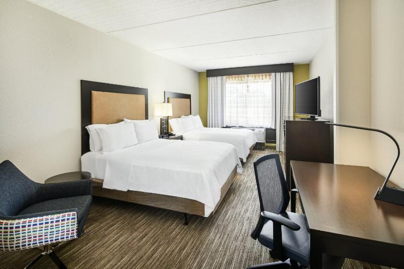 Queen Room with Two Queen Beds - Disability Access with Roll In Shower image 3