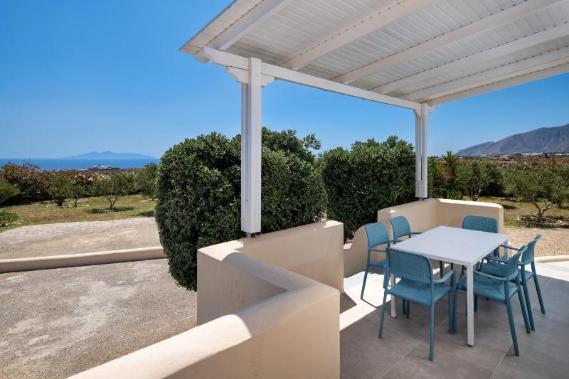 Exclusive 2-Bedroom Villa with private pool image 3