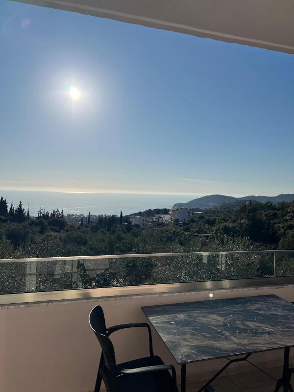 Luka apartaments Suite 1 - image 6