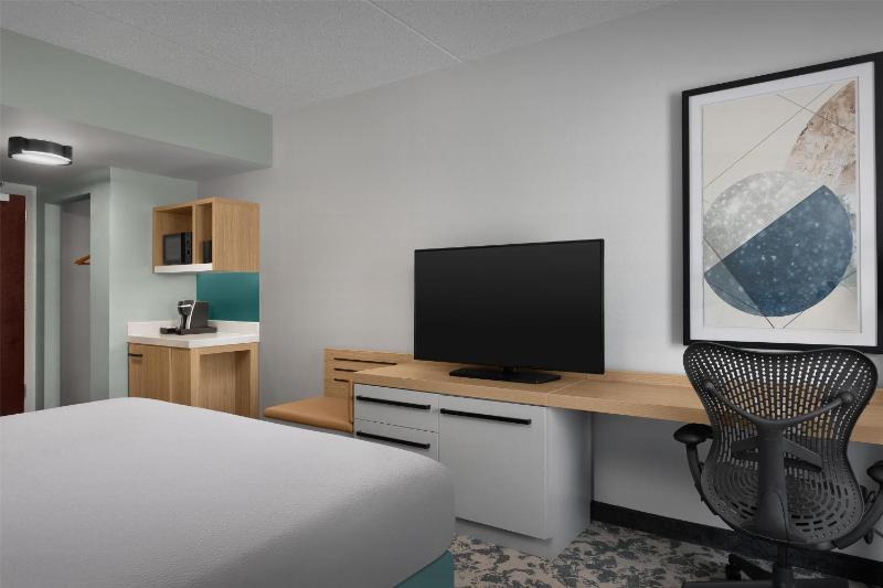 King Room image 3