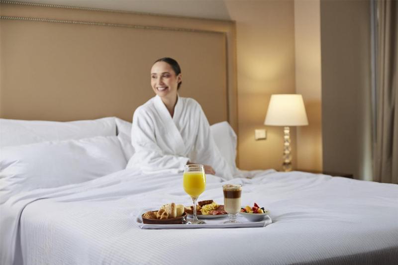 El Pardo Lima - A DoubleTree by Hilton Hotel - image 7