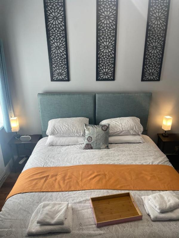 Large Double Room image 2