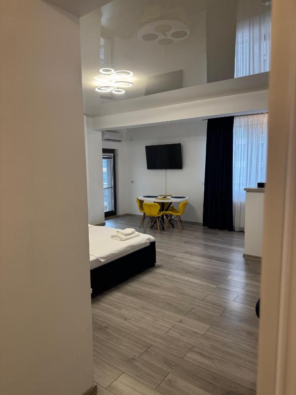 Studio 304 B1 ALMAR LUXURY RESIDENCE-Renting Apartments & Free Pool - image 4