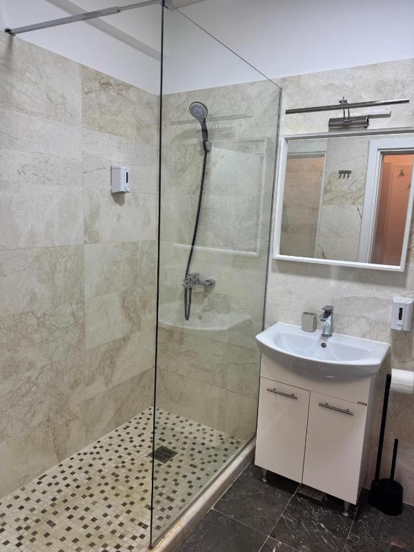 Studio 304 B1 ALMAR LUXURY RESIDENCE-Renting Apartments & Free Pool - image 8