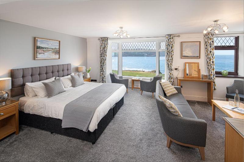 Luxury Suite image 1