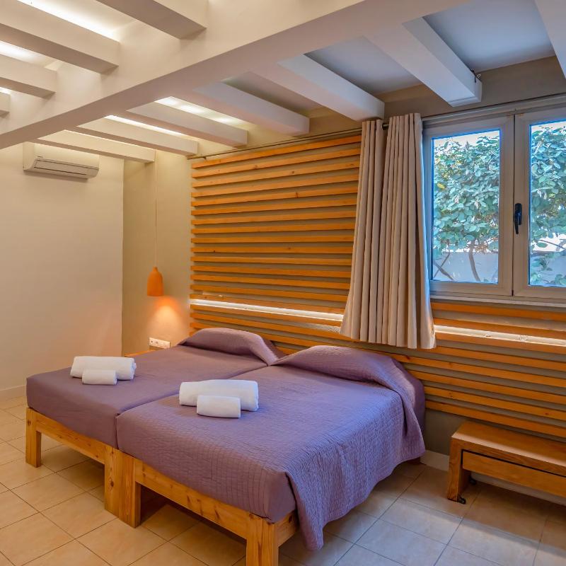 One-Bedroom Apartment-Split Level image 2
