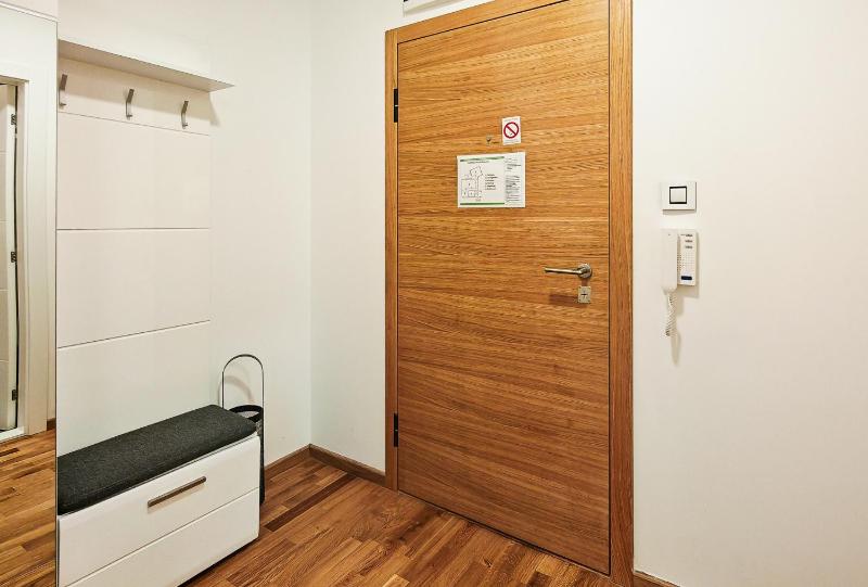 FilinHome Gunduliceva Suite 8 - image 8