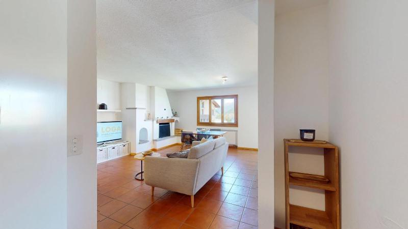 Apartment with Lake View image 4