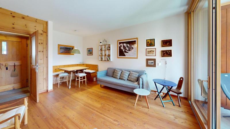 Apartment with Mountain View image 3