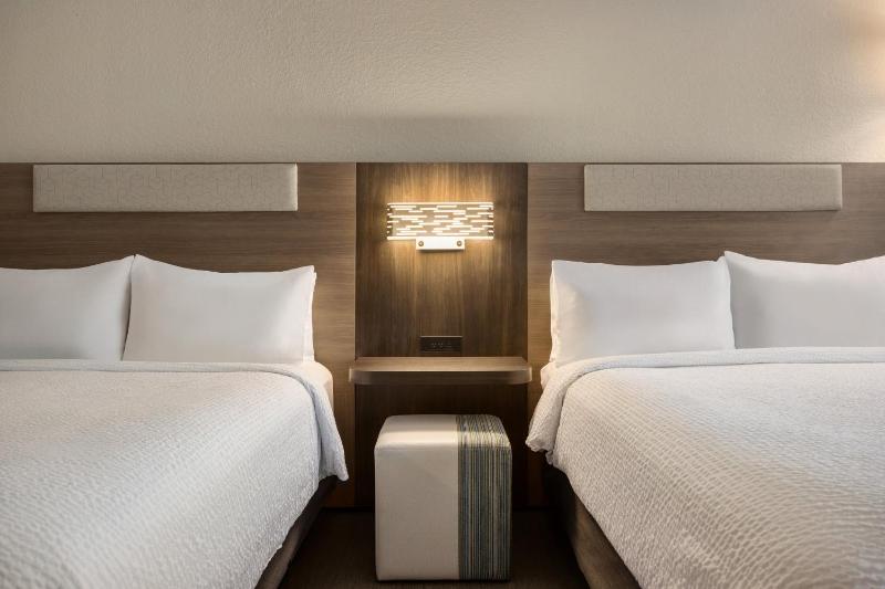 Queen Suite with Two Queen Beds and Sofa Bed image 2