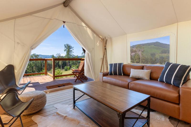 Suite Tent image 4